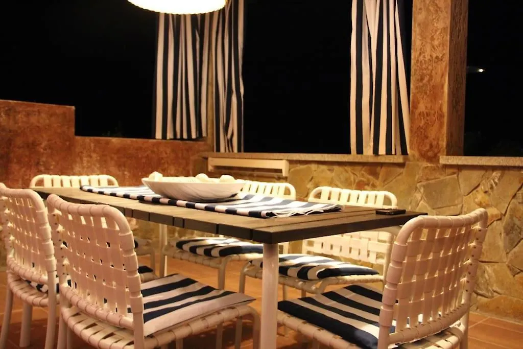 וילאפוצו Villa Matilde